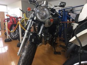 実家に掘り出し物がいっぱいあったので売りました。